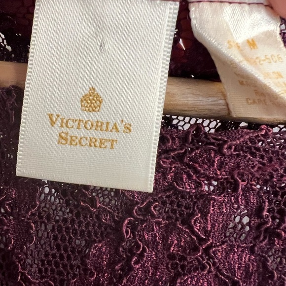 Victoria's Secret Vtg Sheer Lace Wine Short Sleeve Top Size M, Runway, RetroGlam - Picture 3 of 6